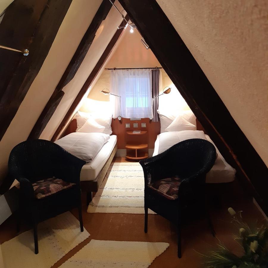 Hotel Schiefes Haus Ulma Esterno foto