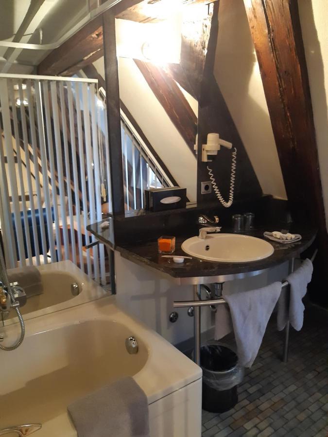 Hotel Schiefes Haus Ulma Esterno foto